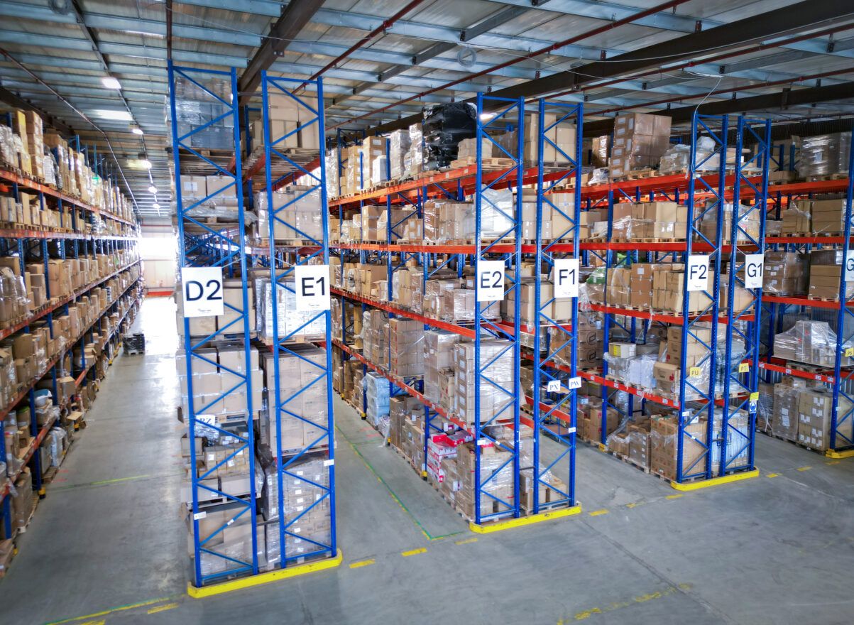 Zdjęcie wnętrza magazynu w Piasecznie