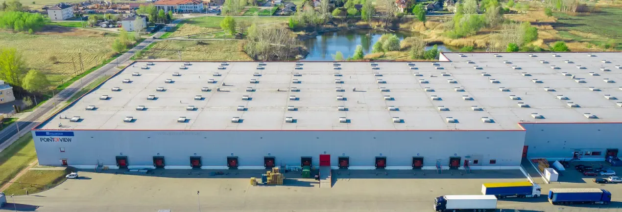 Zdjęcie magazynu w Łubnej z zewnątrz